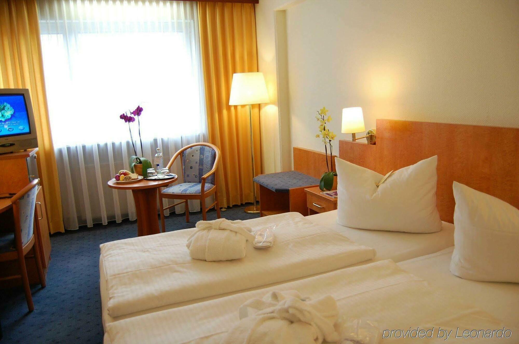 Savoy 4*